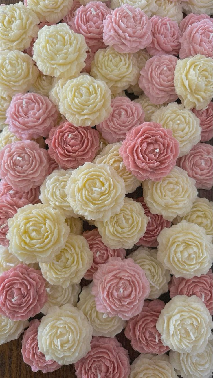 Elegance flower candle β¨