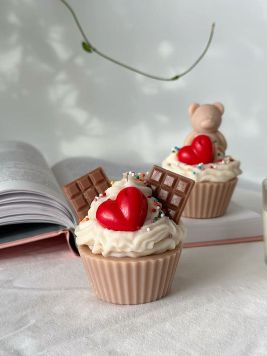 "Sweet & Cozy Brown Cupcake 🧁🍫✨"