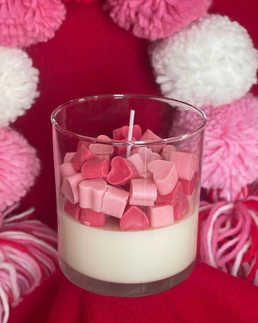 "Heart-Topped Candle Jar - A Blend of Simplicity and Romance"🎀